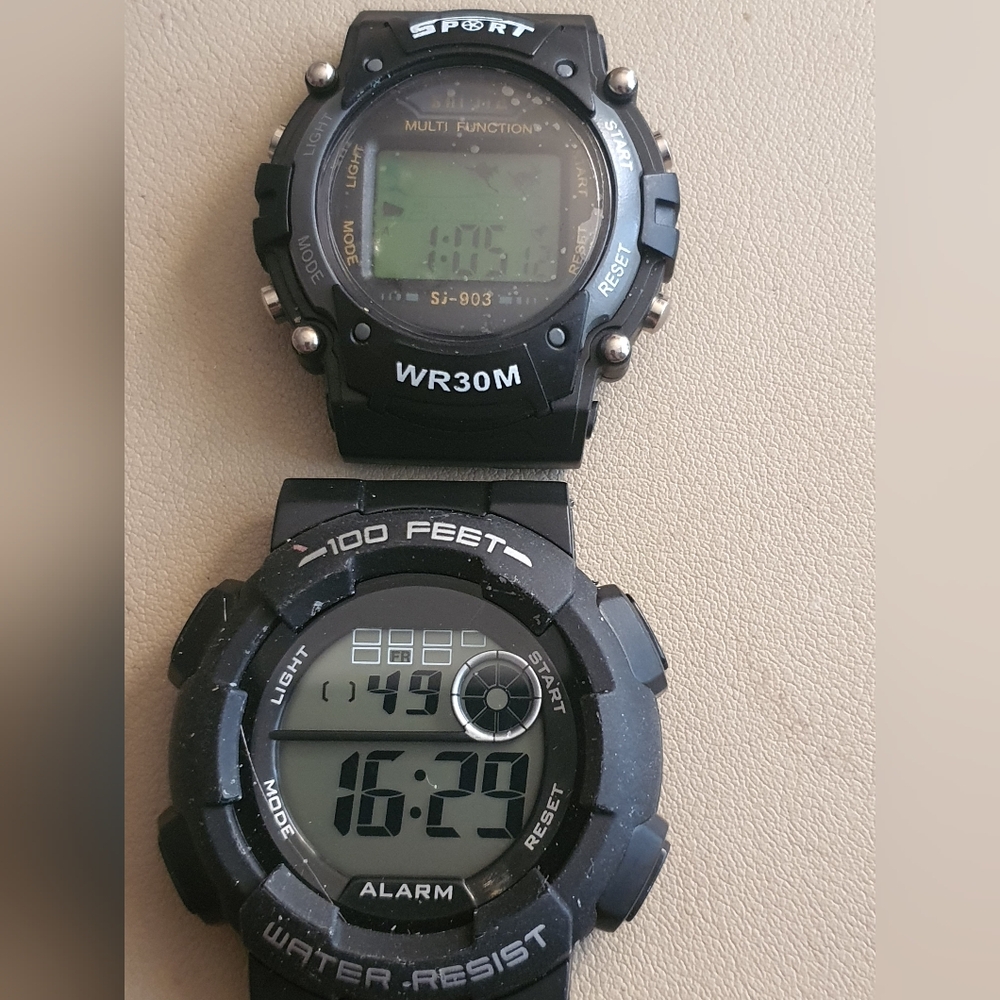 10/$20 Lot Of 2 Digital Alarm Chrono Men's Watches